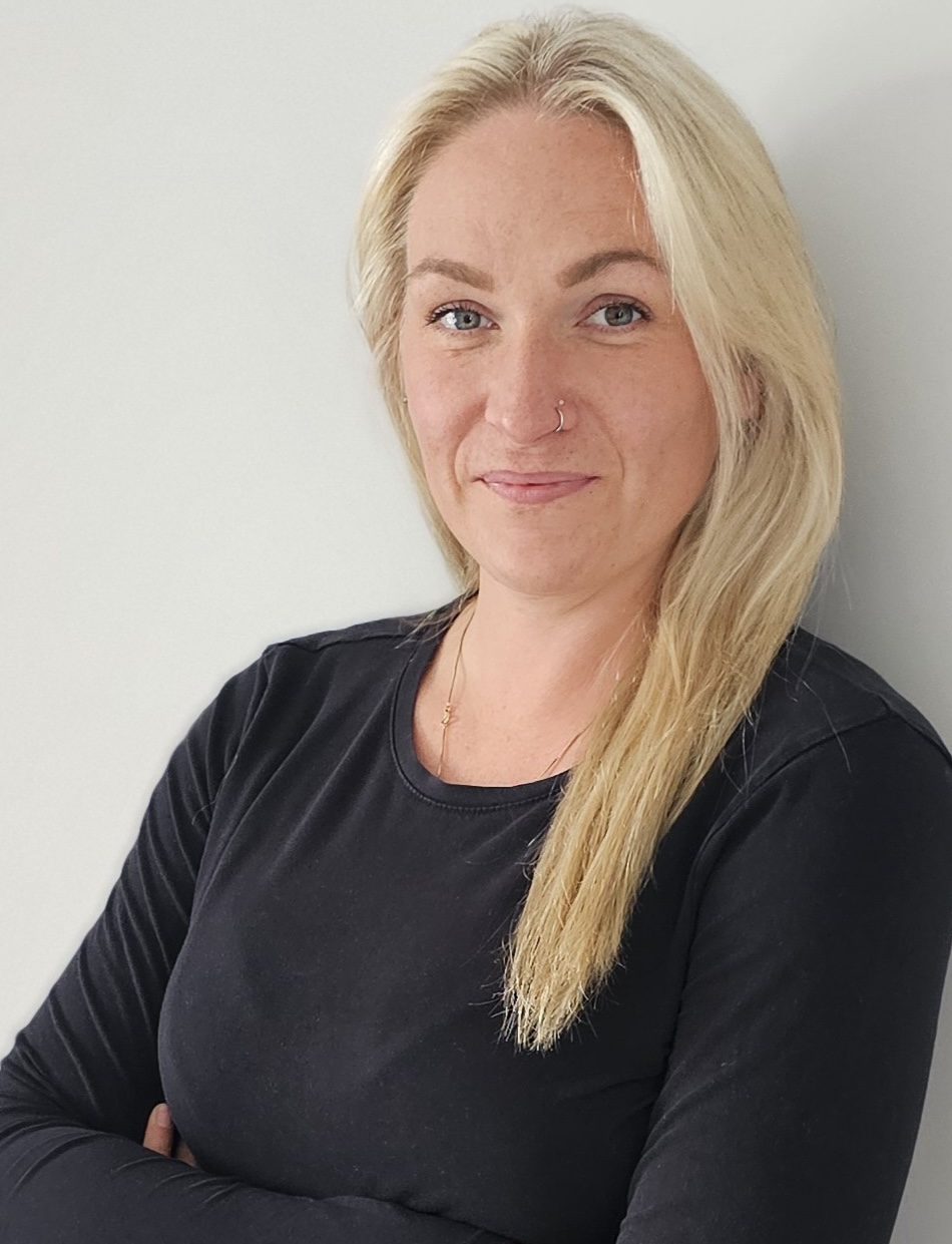Sophie  Savage photo